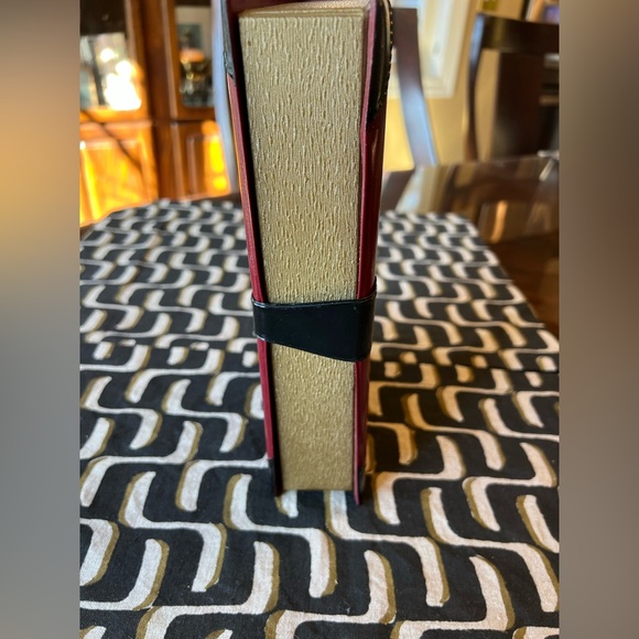 1968 Vintage “How to Be the Life of the Party” Gag Book by Hugh R. High - Picture 6 of 7